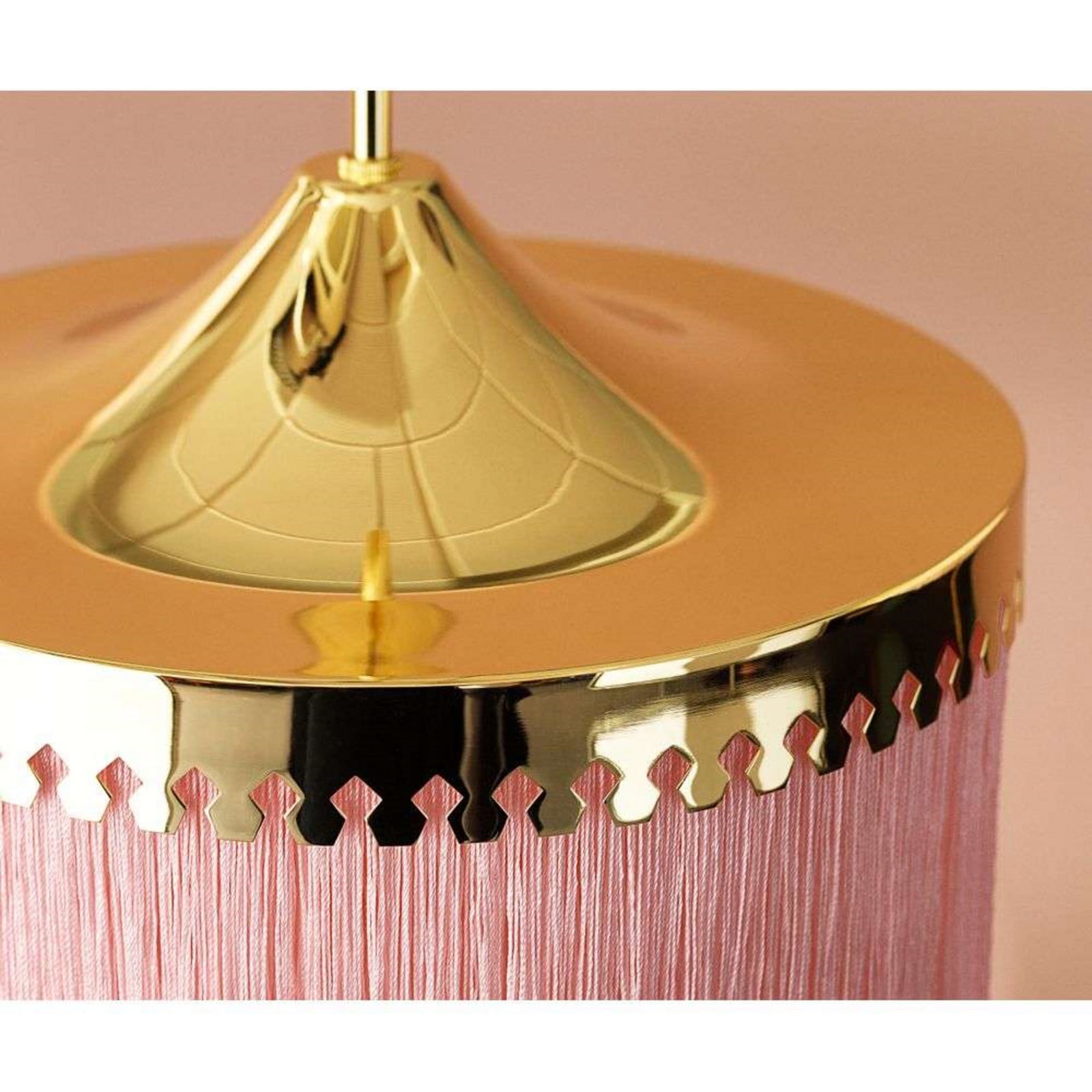 Fringe Riippuvalaisin Ø20 Pale Pink - Warm Nordic